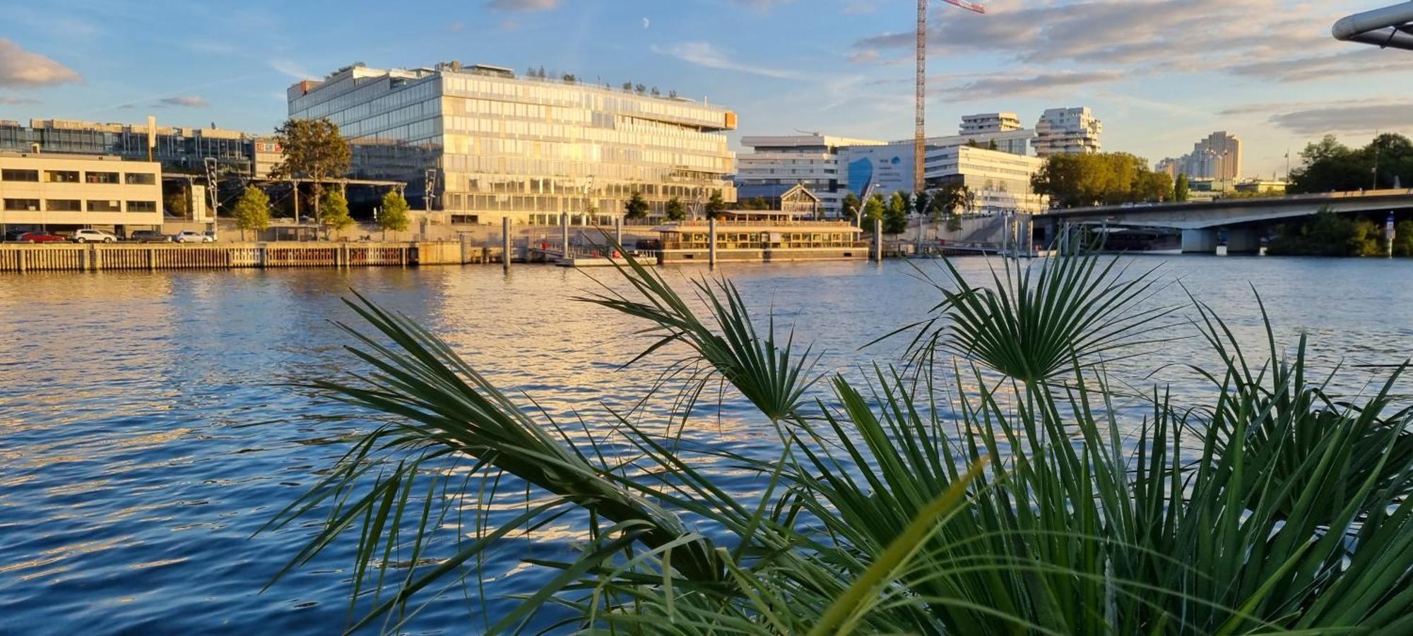Logement Vue Sur La Seine Boulogne-Billancourt Exterior photo