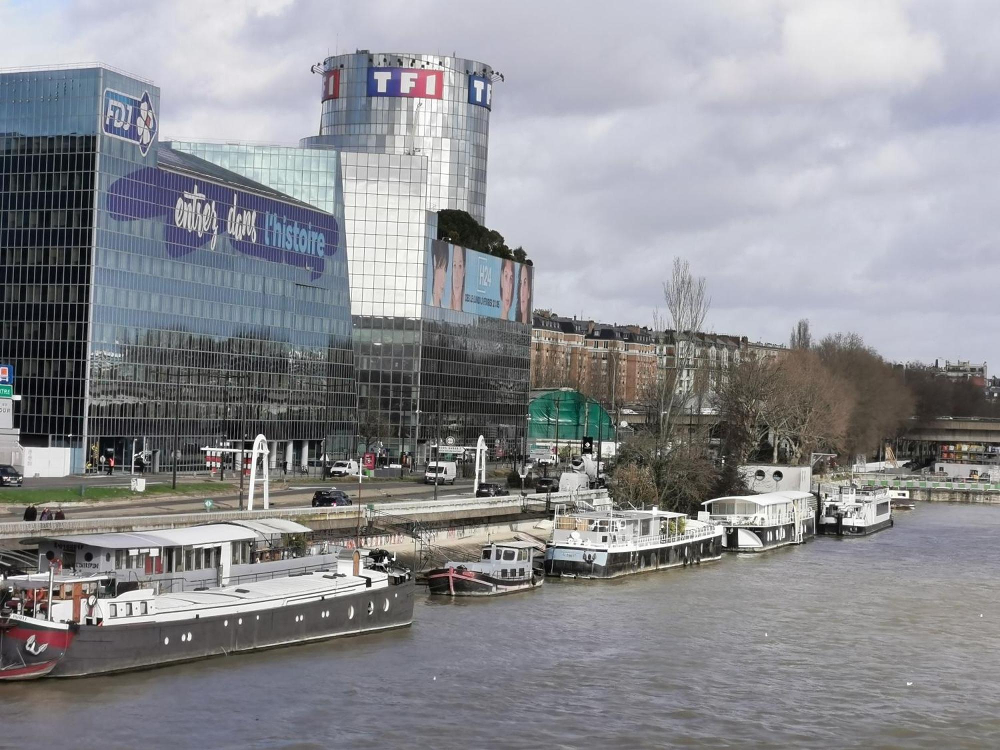 Logement Vue Sur La Seine Boulogne-Billancourt Exterior photo